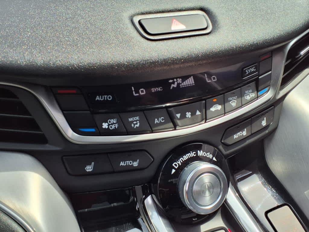 2025 Acura TLX Technology photo 17
