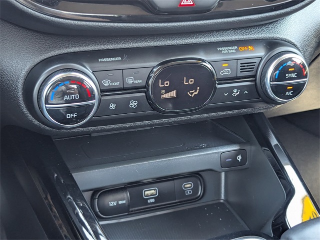 2024 Kia Soul GT-Line photo 16