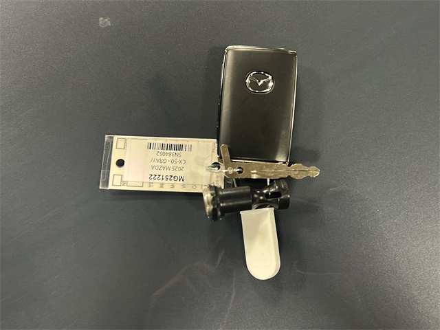 2025 Mazda CX-50 2.5 S Premium photo 9