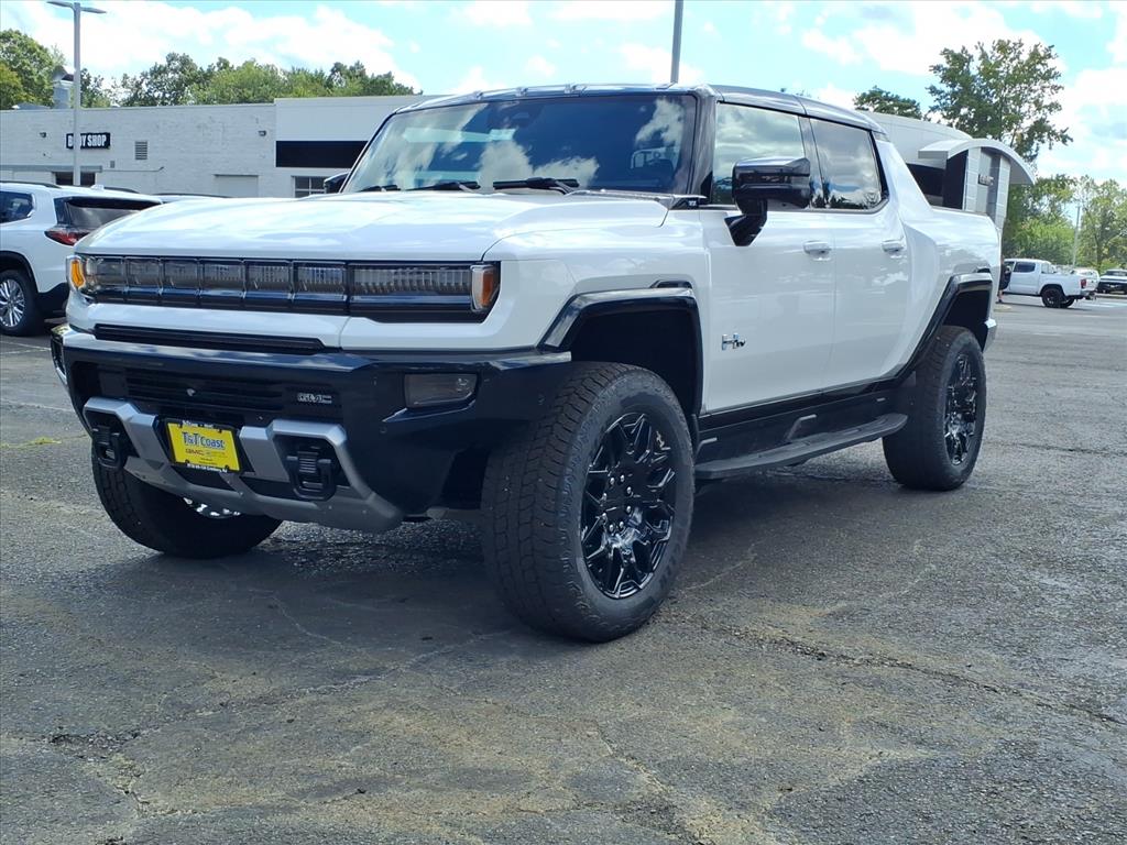 2026 GMC HUMMER EV 2X's photo