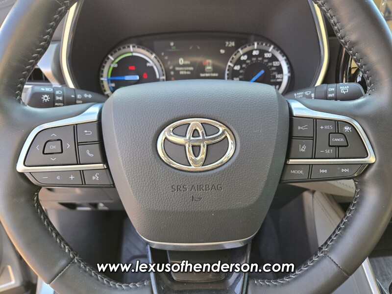 2021 Toyota Highlander Hybrid Platinum photo 27