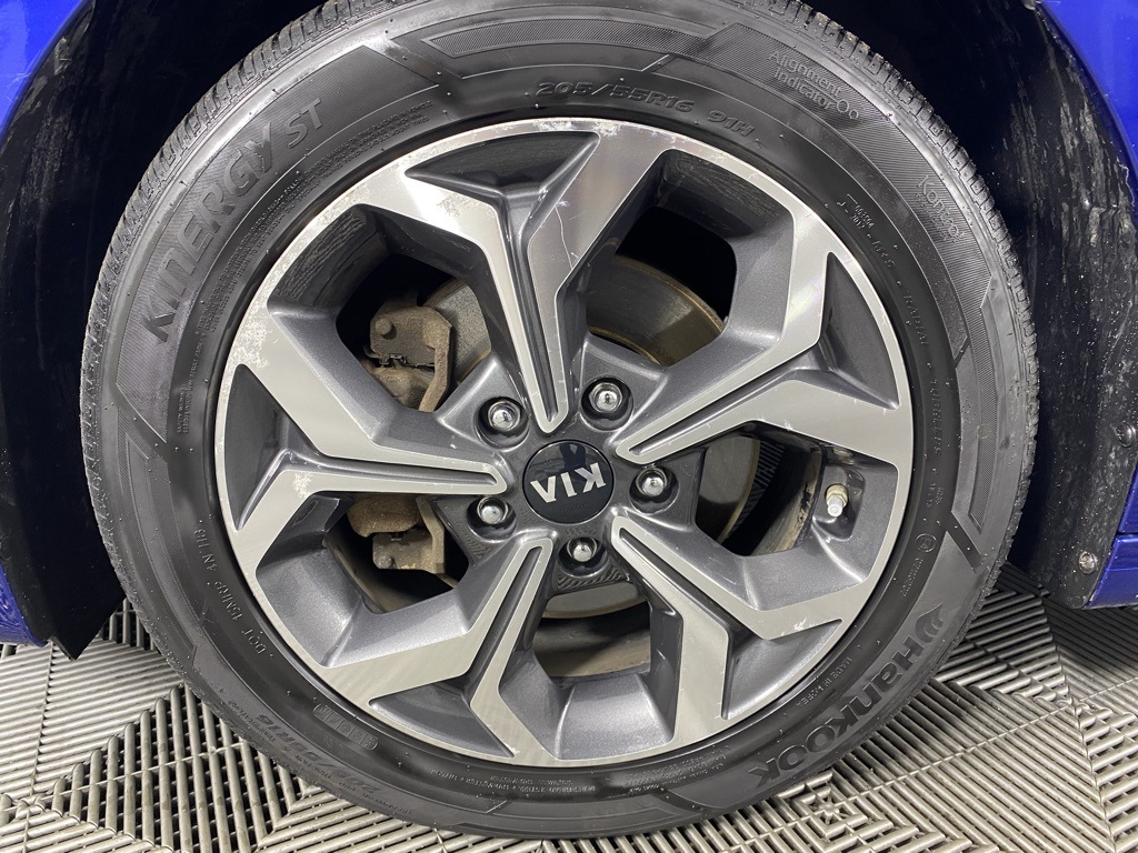 2019 Kia Forte LXS photo 13