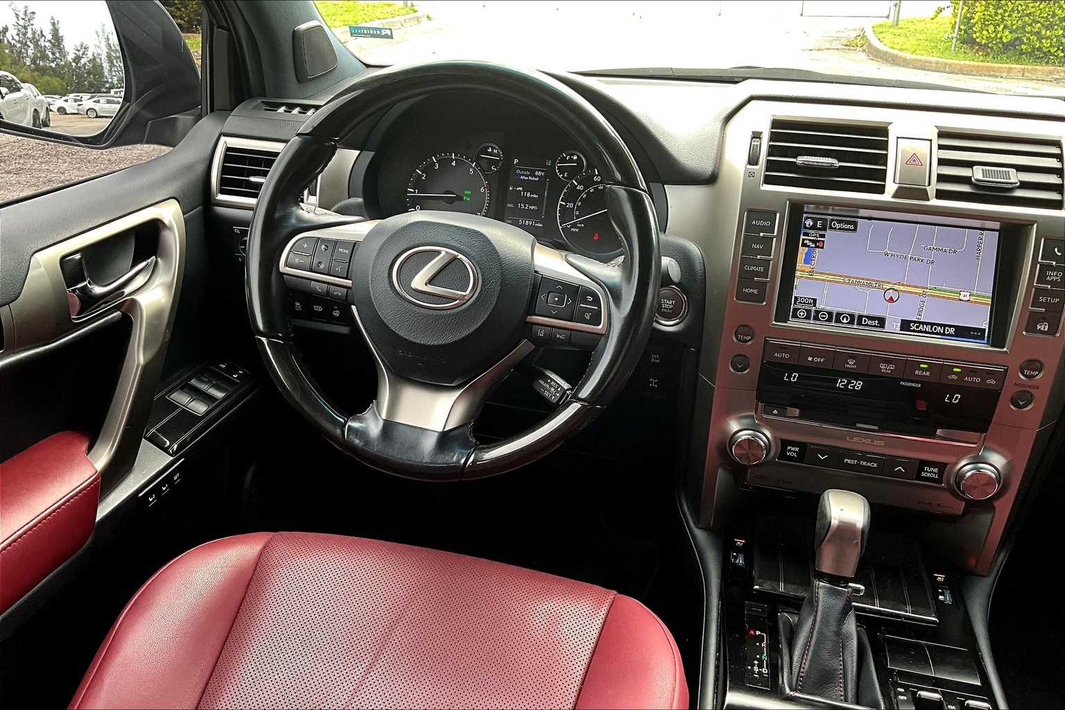 2021 Lexus GX Premium photo 2