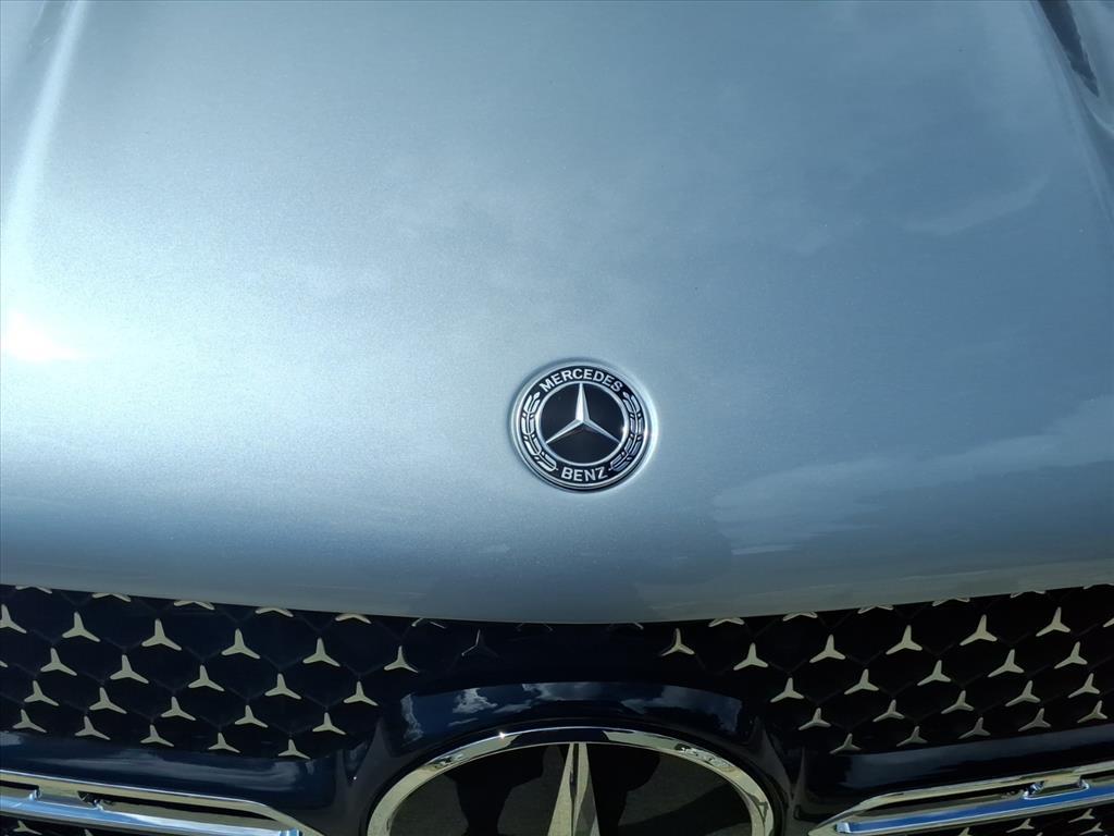 2026 Mercedes Benz GLE 450 4MATIC photo 3