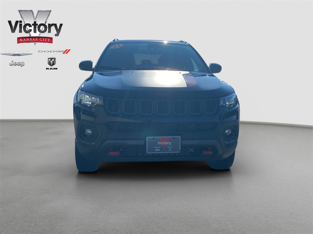 Used 2024 Jeep Compass Trailhawk with VIN 3C4NJDDNXRT103281 for sale in Kansas City