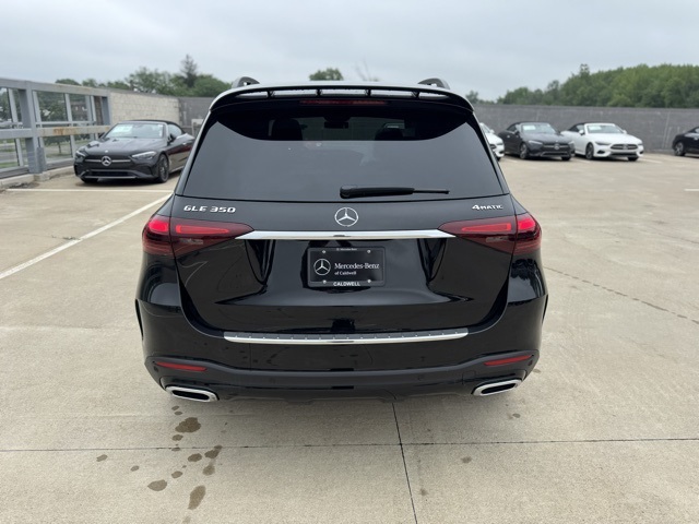 2025 Mercedes Benz GLE 350 4MATIC photo 4