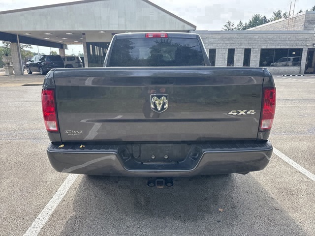 2019 Ram 1500 Classic Express photo 3