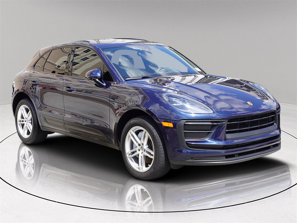 2022 Porsche Macan