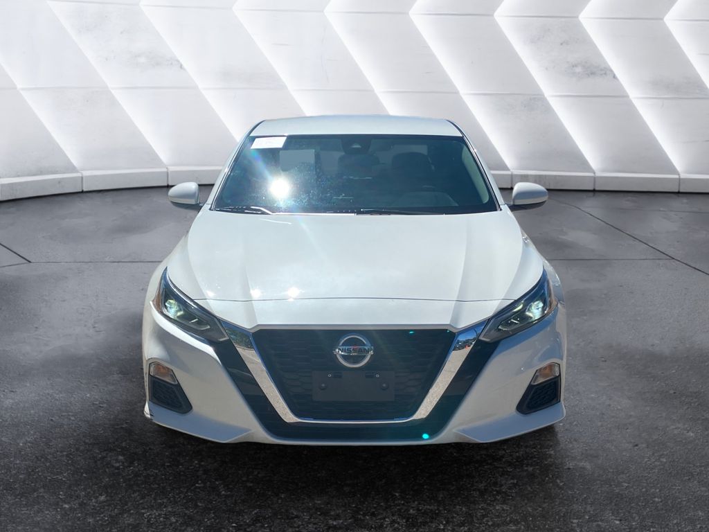 2022 Nissan Altima 2.5 SV photo 2
