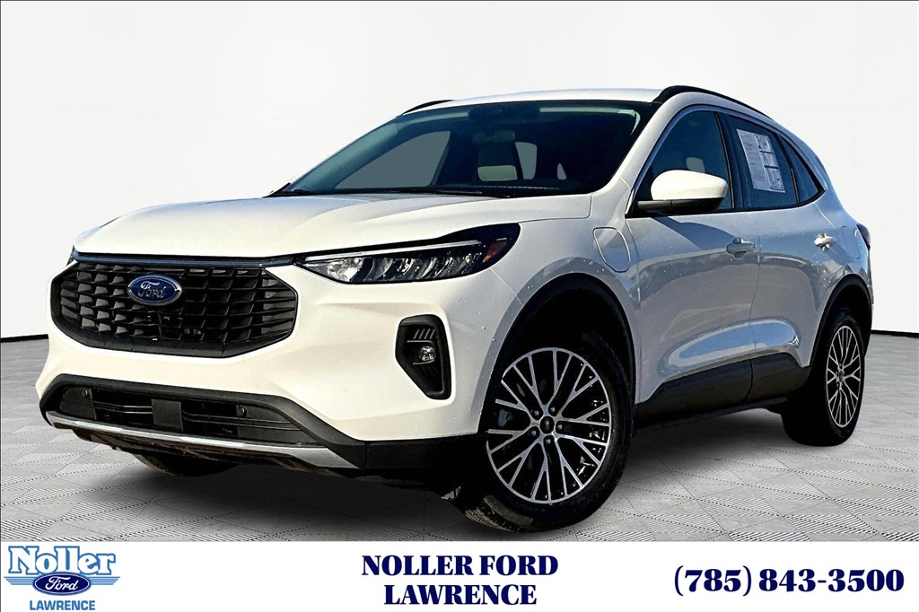 2023 Ford Escape PHEV's photo