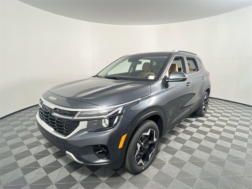 2025 Kia Seltos EX photo 5