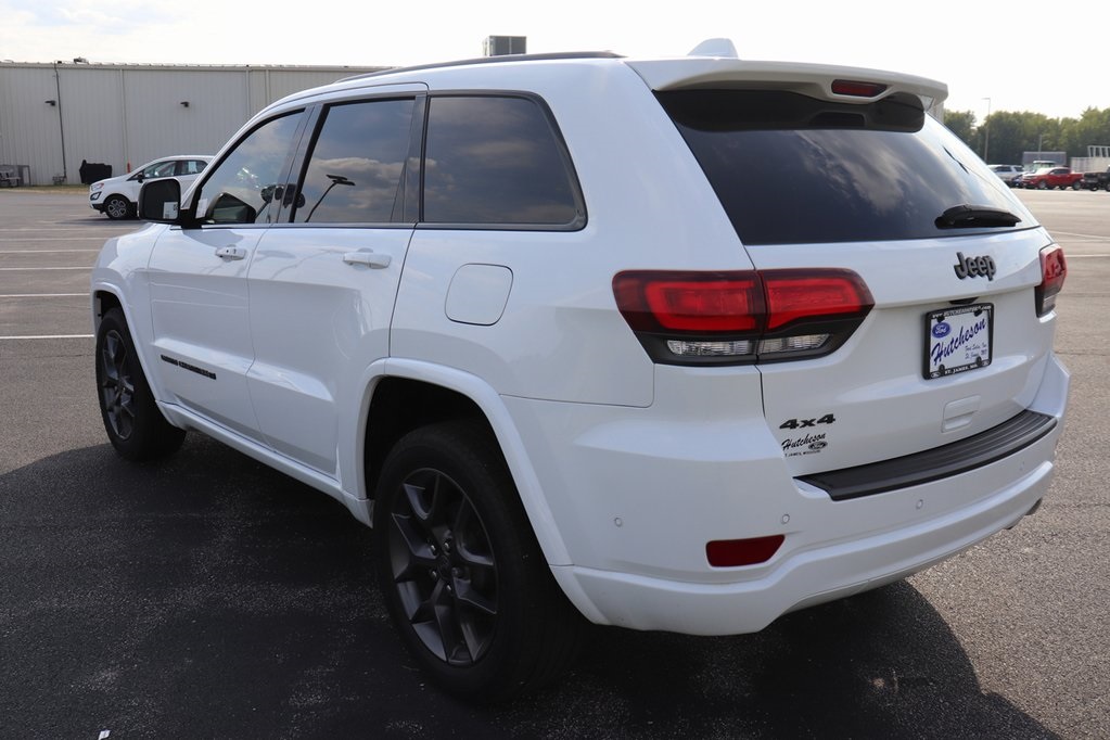 2021 Jeep Grand Cherokee Anniversary Edition photo 8