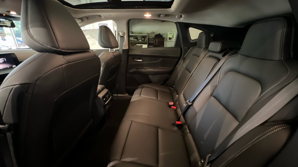 2025 Nissan Murano SL photo 8