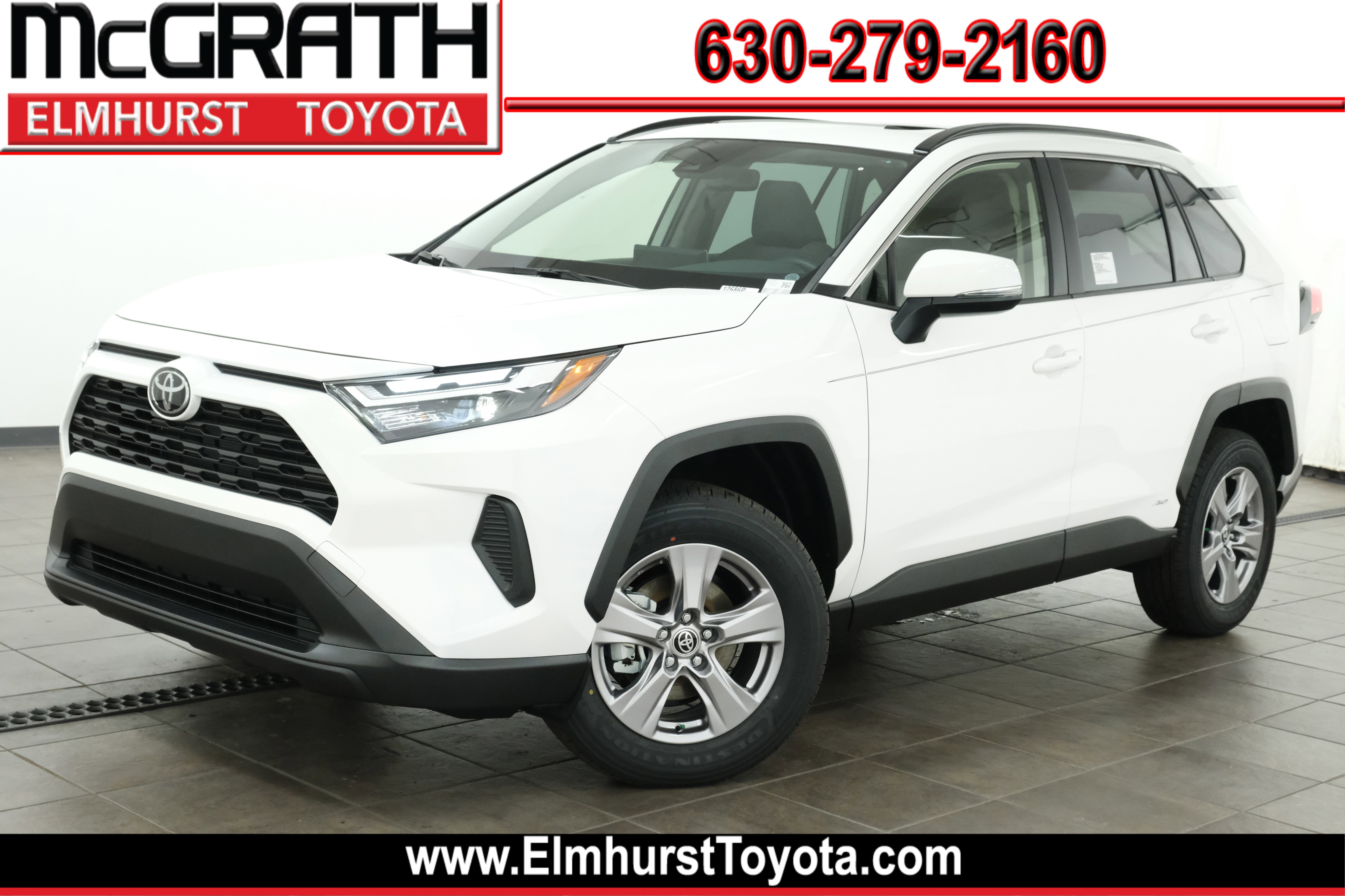 2025 Toyota RAV4 XLE's photo