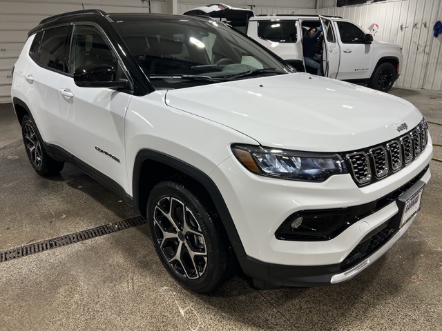 2026 Jeep Compass Limited's photo