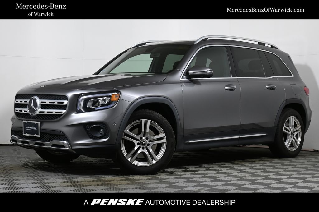 2022 Mercedes-Benz GLB Base's photo