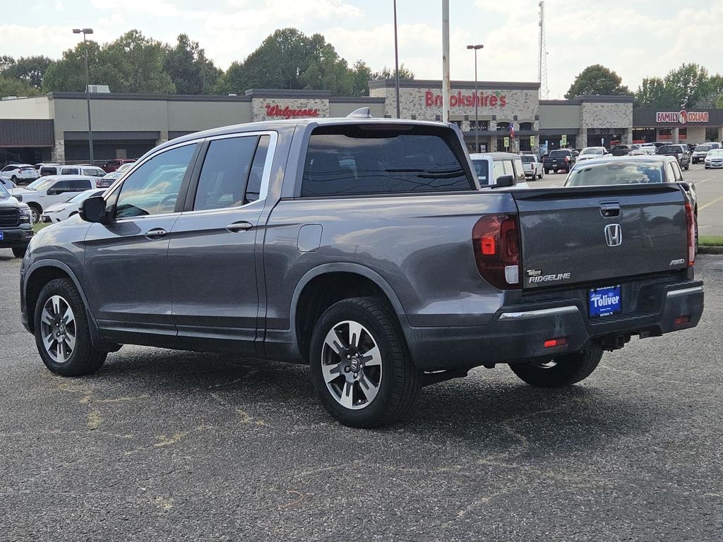 2017 Honda Ridgeline RTL photo 9