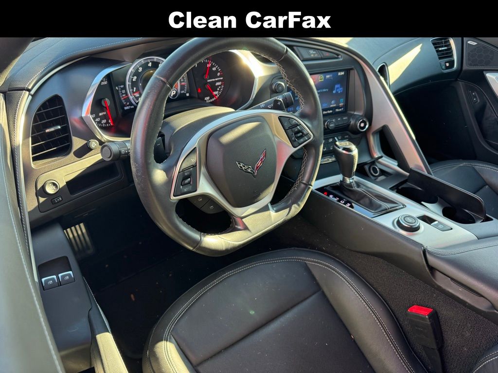 2019 Chevrolet Corvette Stingray 1LT photo 2