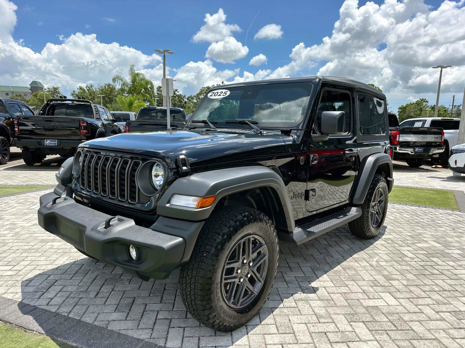 2025 Jeep Wrangler Sport S photo 3