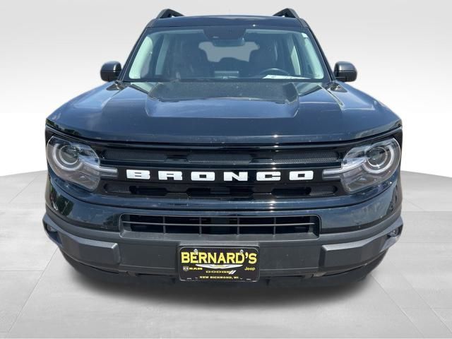 2023 Ford Bronco Sport Outer Banks photo 2