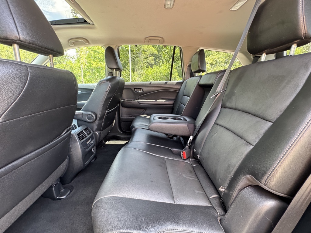 2022 Honda Pilot EX-L photo 19