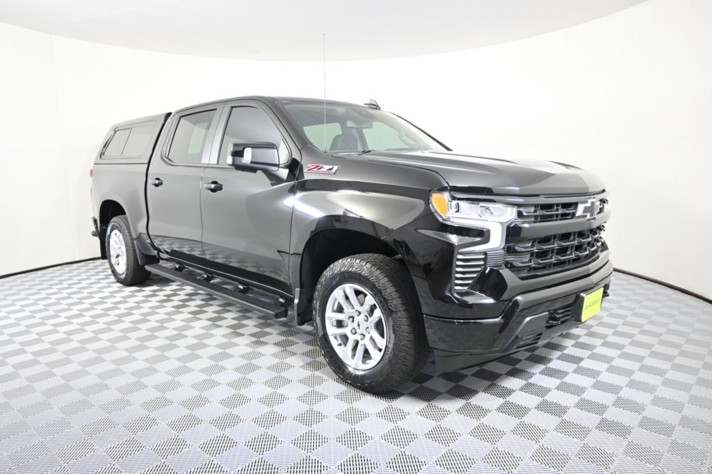2022 Chevrolet Silverado 1500 RST photo 10
