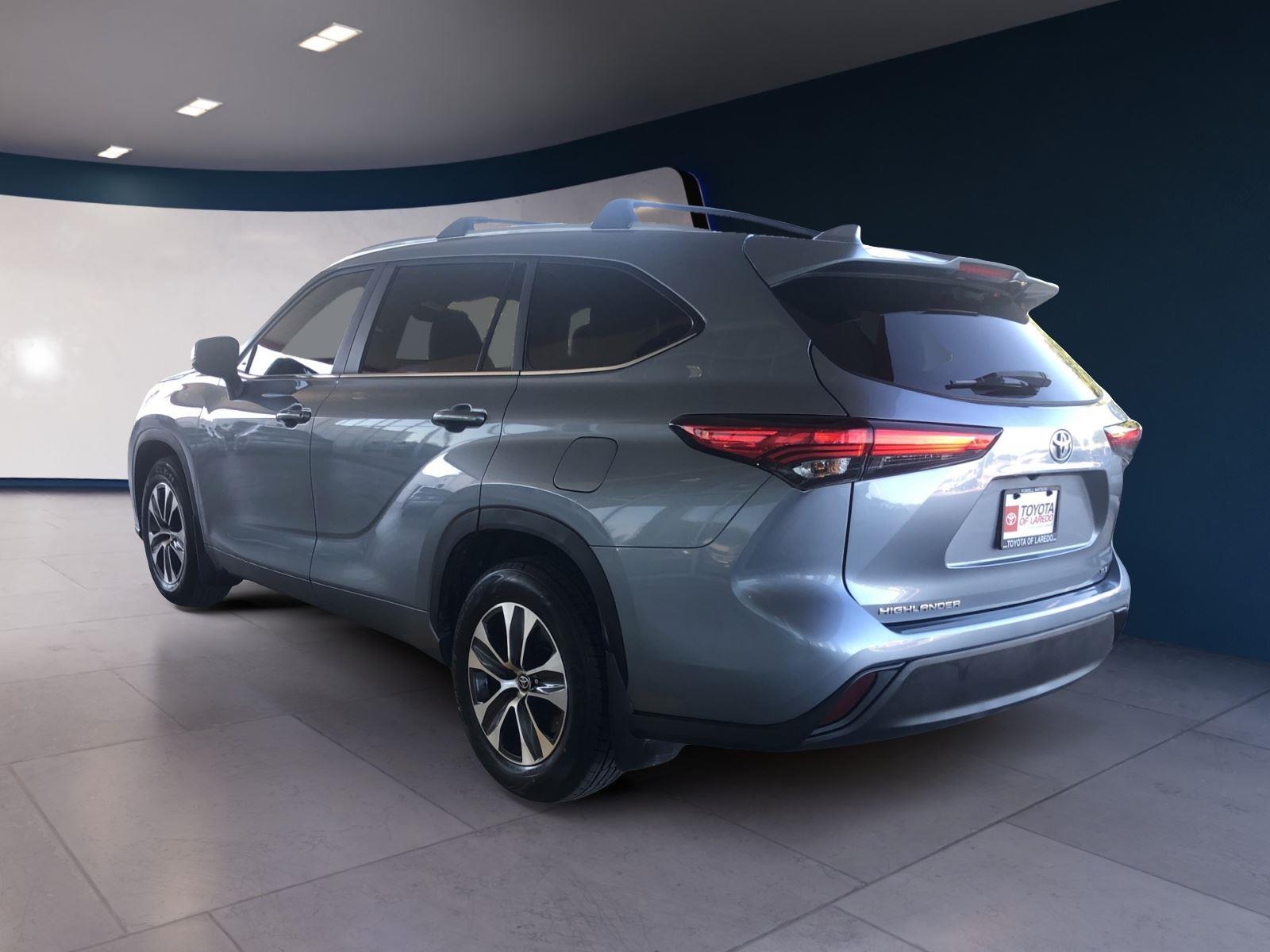 2023 Toyota Highlander XSE photo 3