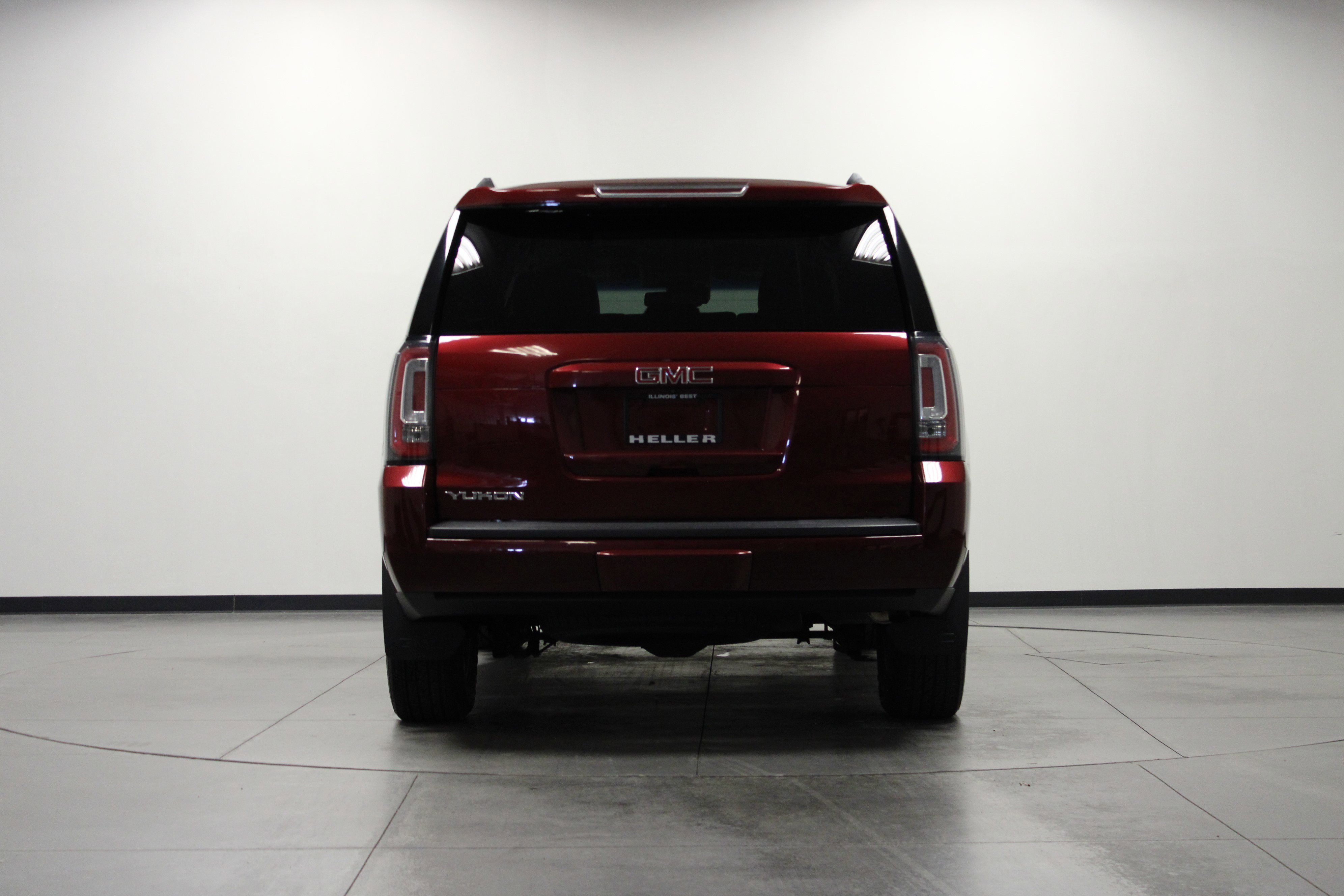 2017 Gmc Yukon SLT photo 3