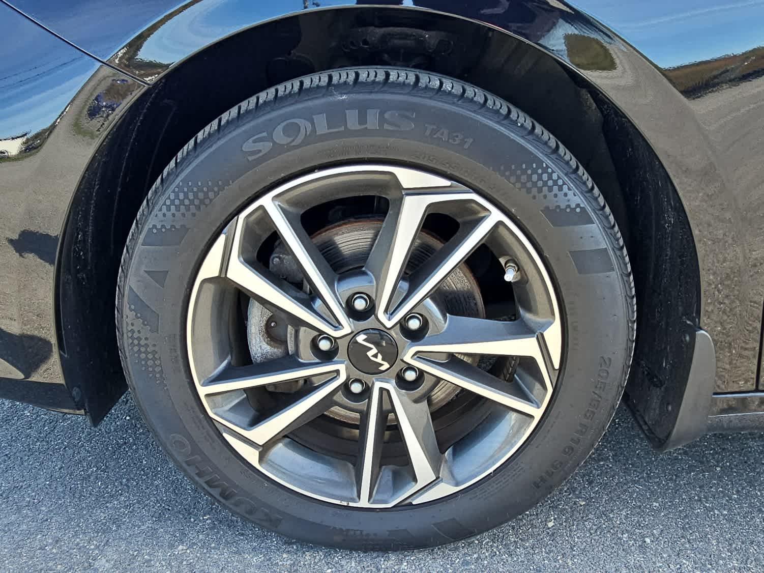 2023 Kia Forte LXS photo 4