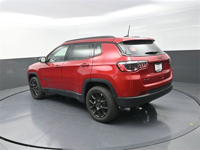 2026 Jeep Compass Latitude Altitude photo 4