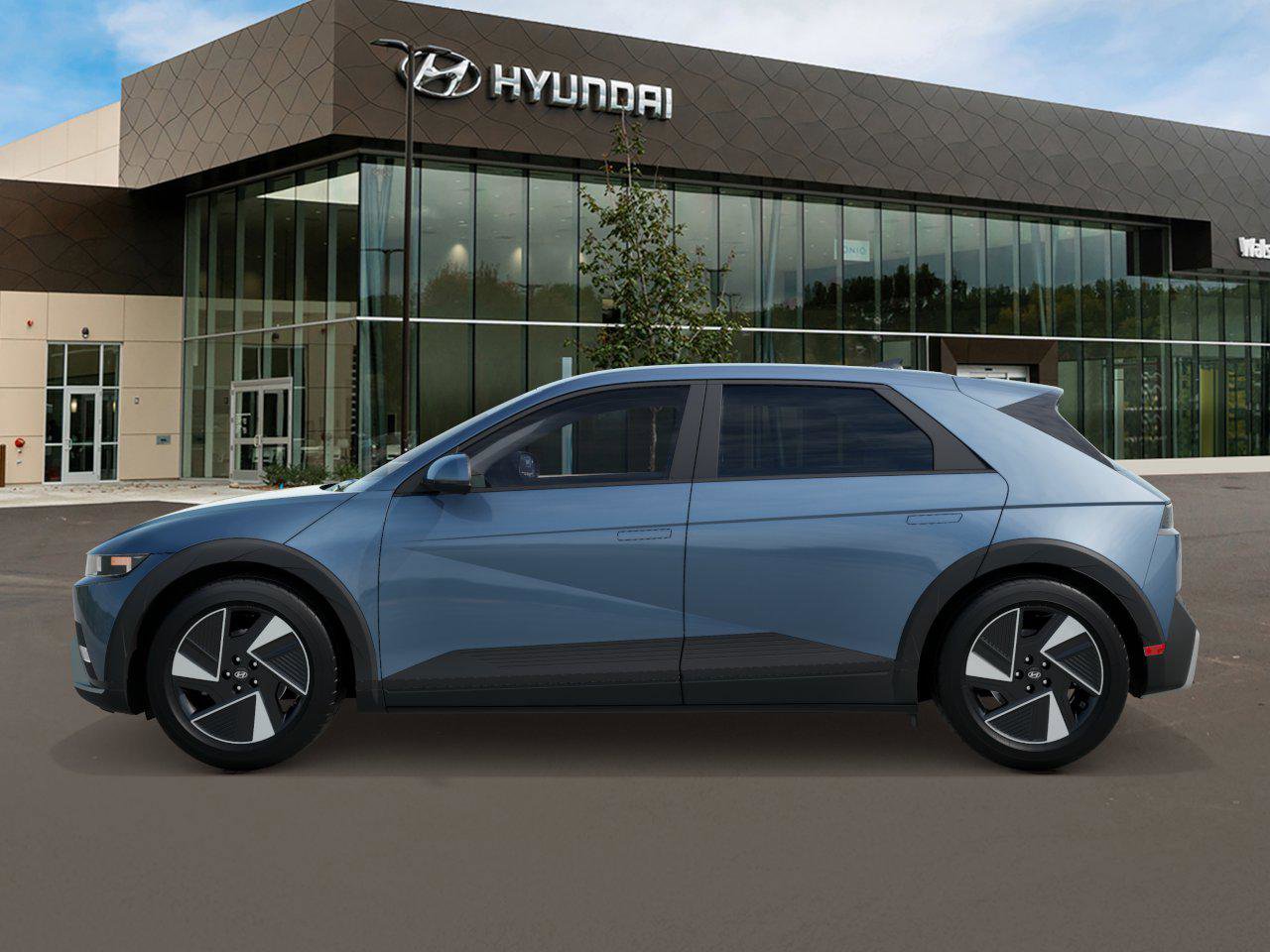 2026 Hyundai Ioniq 5 SE photo 3