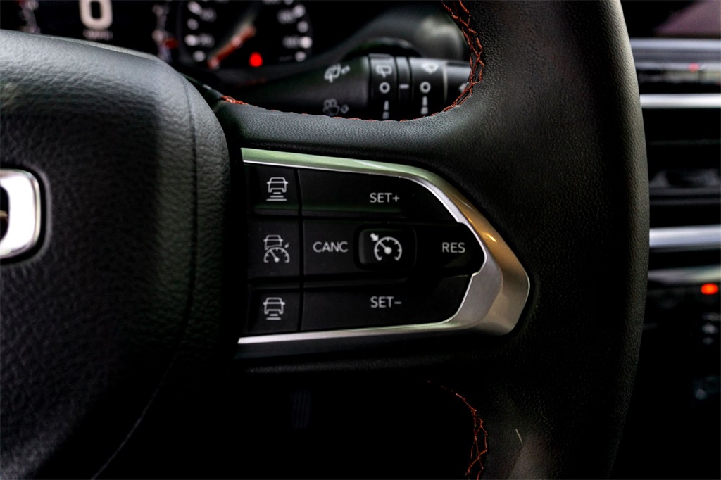 2024 Jeep Compass Trailhawk photo 17