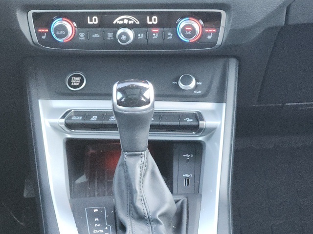 2021 Audi Q3 Premium Plus S line photo 17