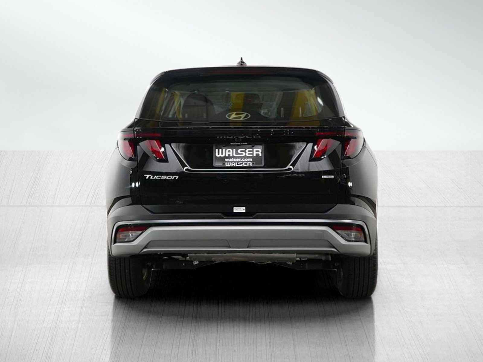 2025 Hyundai Tucson SE photo 3