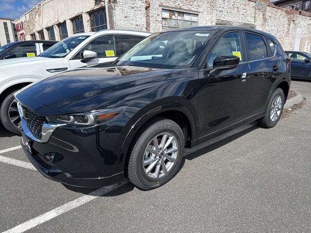 2025 Mazda CX-5 2.5 S Preferred photo 2