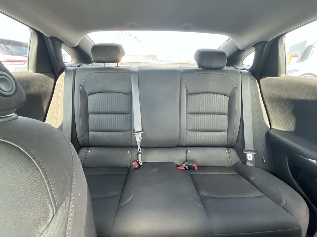 2022 Chevrolet Malibu LS photo 27