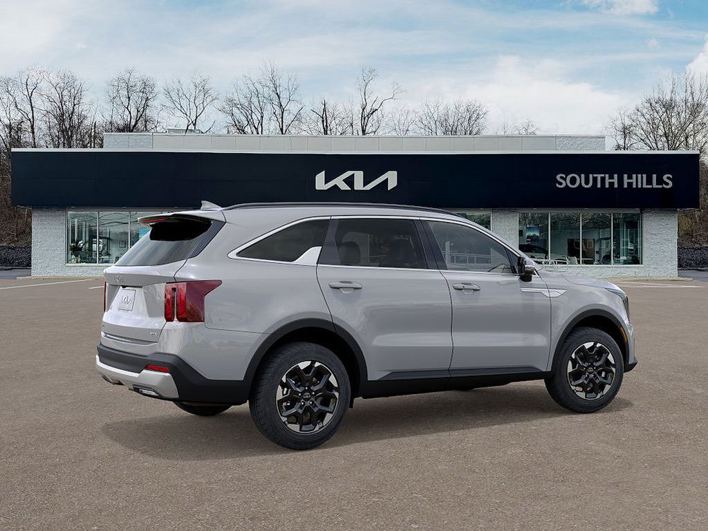 2026 Kia Sorento S photo 5