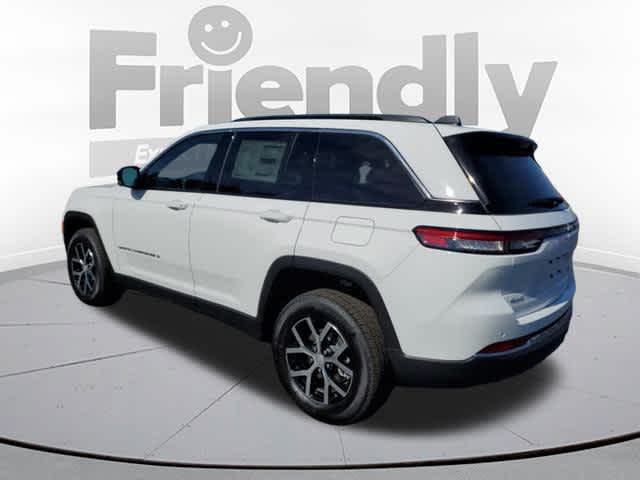 2025 Jeep Grand Cherokee Limited photo 2