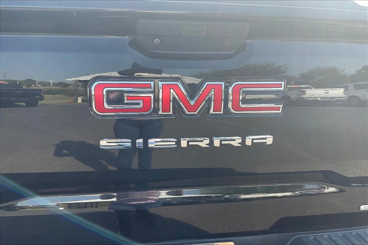 2020 Gmc Sierra 1500 SLT photo 4