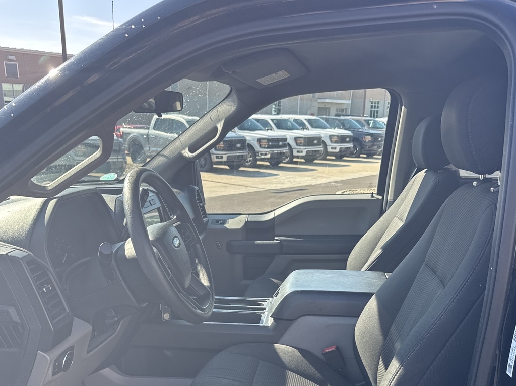 2018 Ford F-150 XL photo 2
