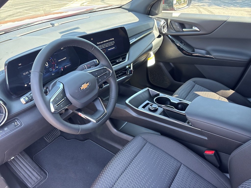 2026 Chevrolet Equinox LT photo 13