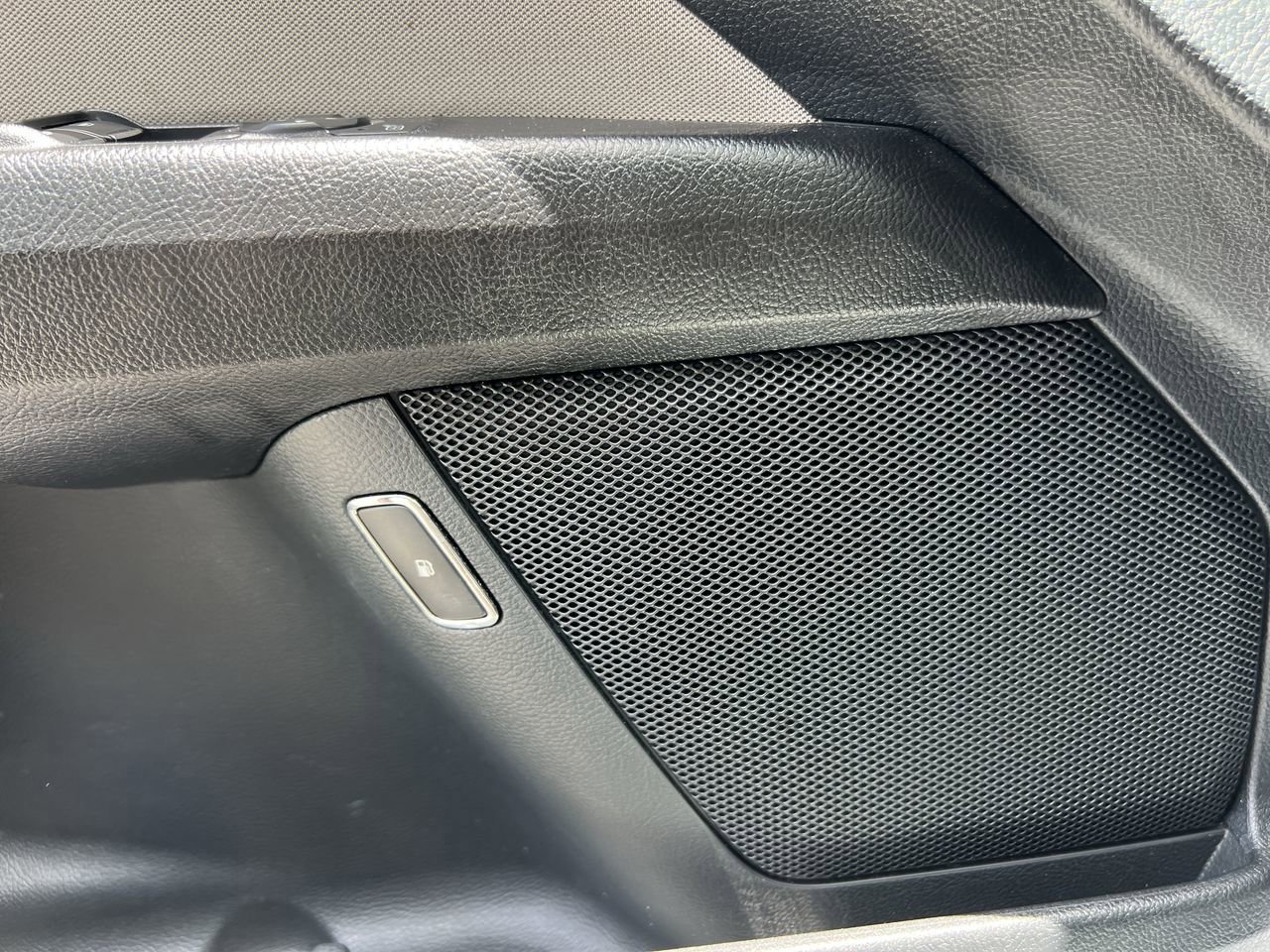 2018 Ford Fusion Hybrid S photo 18