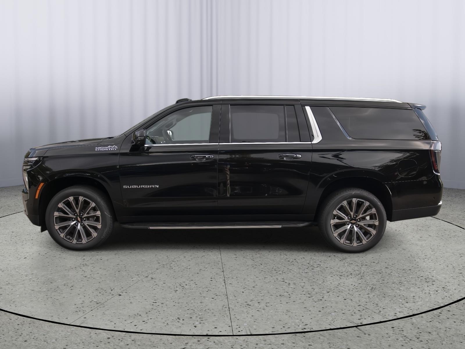 2025 Chevrolet Suburban High Country photo 4