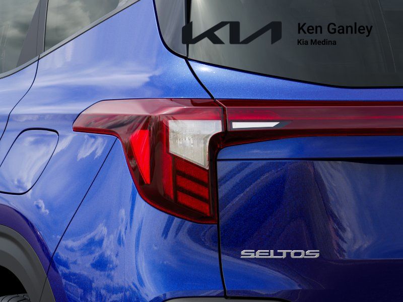 2026 Kia Seltos S photo 3