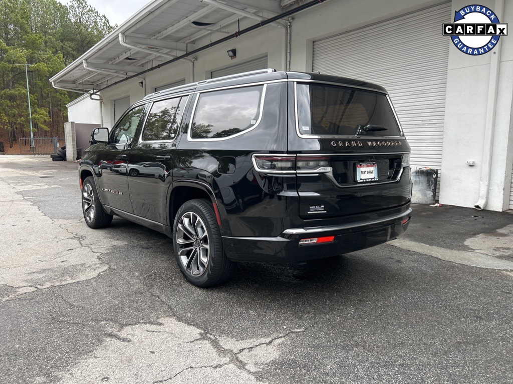 2023 Jeep Wagoneer Series III photo 2