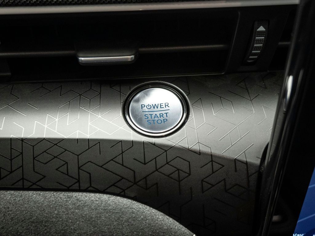 2024 Ford Mustang Mach-E GT photo 12