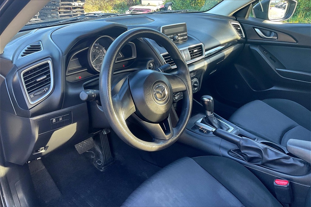 2015 Mazda Mazda3 i SV photo 12