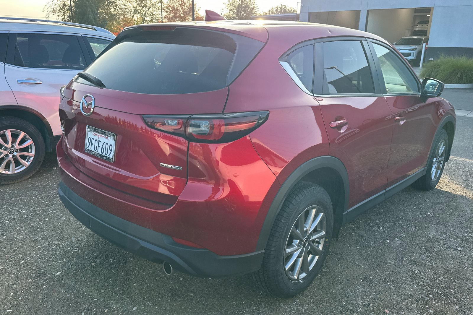 2023 Mazda CX-5 2.5 S Preferred photo 3