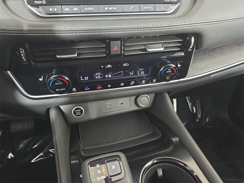 2021 Nissan Rogue SL photo 22