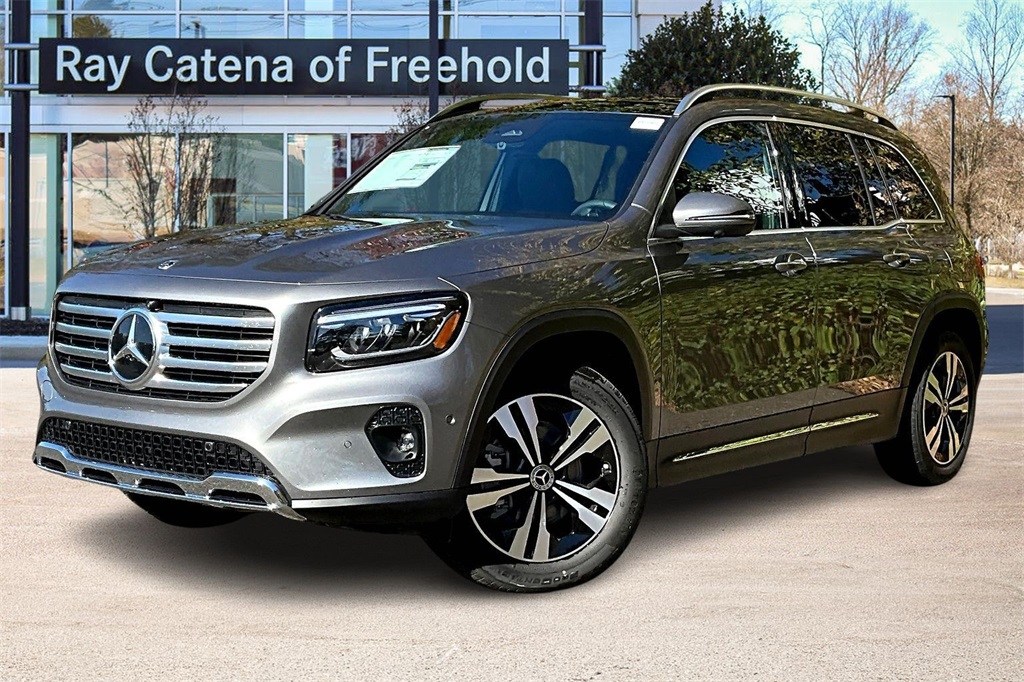 2026 Mercedes-Benz GLB GLB 250's photo